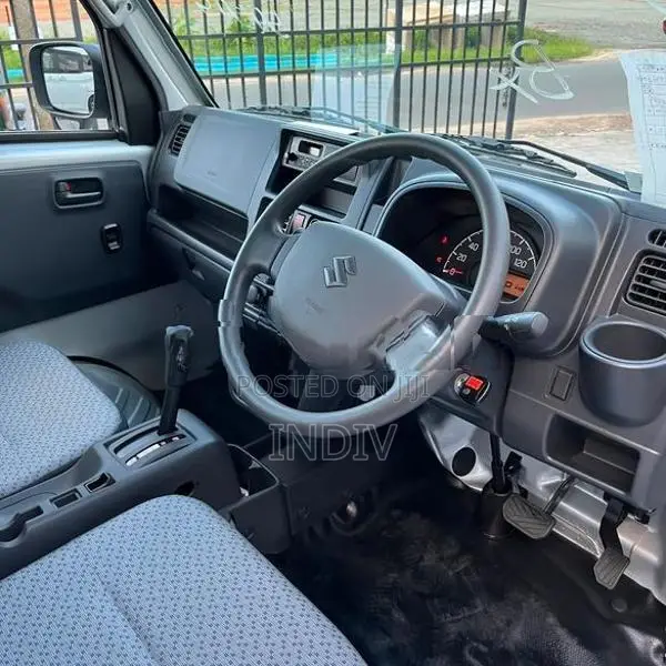 Suzuki Carry KC 2024