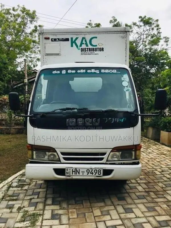 Isuzu 250 2003