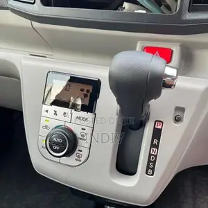 Daihatsu Mira 2025