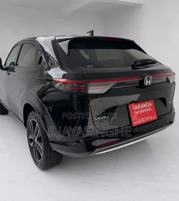Honda Vezel Z Wireless Charging 2025
