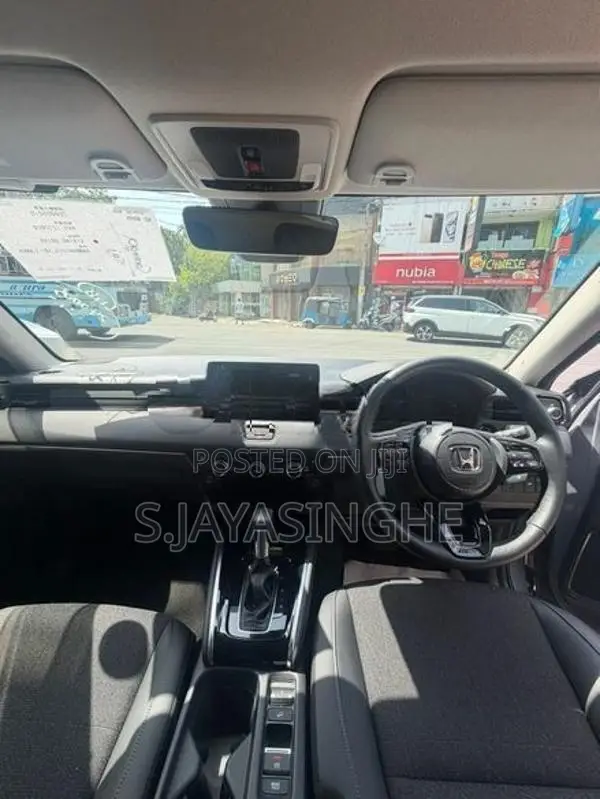 Honda Vezel Z Wireless Charging 2026