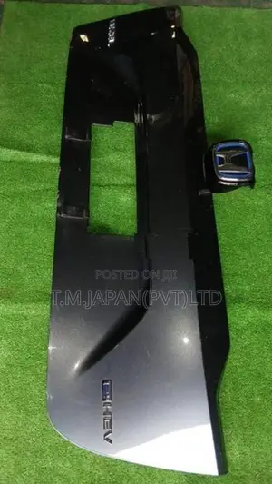 Honda Vezel RU5 Dicky Garnish