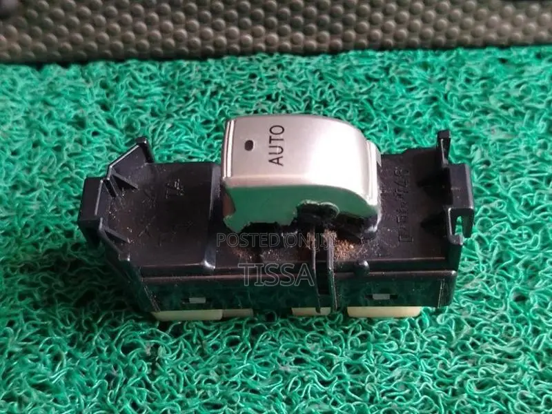 Toyota Premio 240 Door Switch