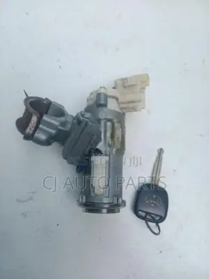 Toyota Ist NCP60 Key Barrel with Remote