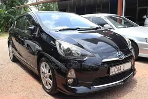 Toyota Aqua 2013
