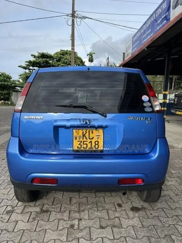 Suzuki Swift 2004