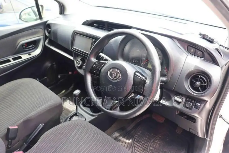 Toyota Vitz 2017