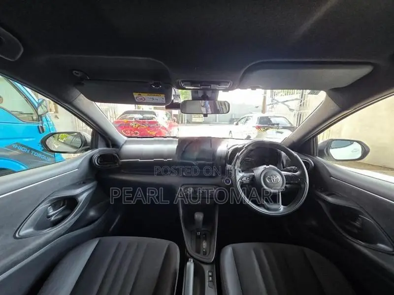 Toyota Yaris X Limited 2023