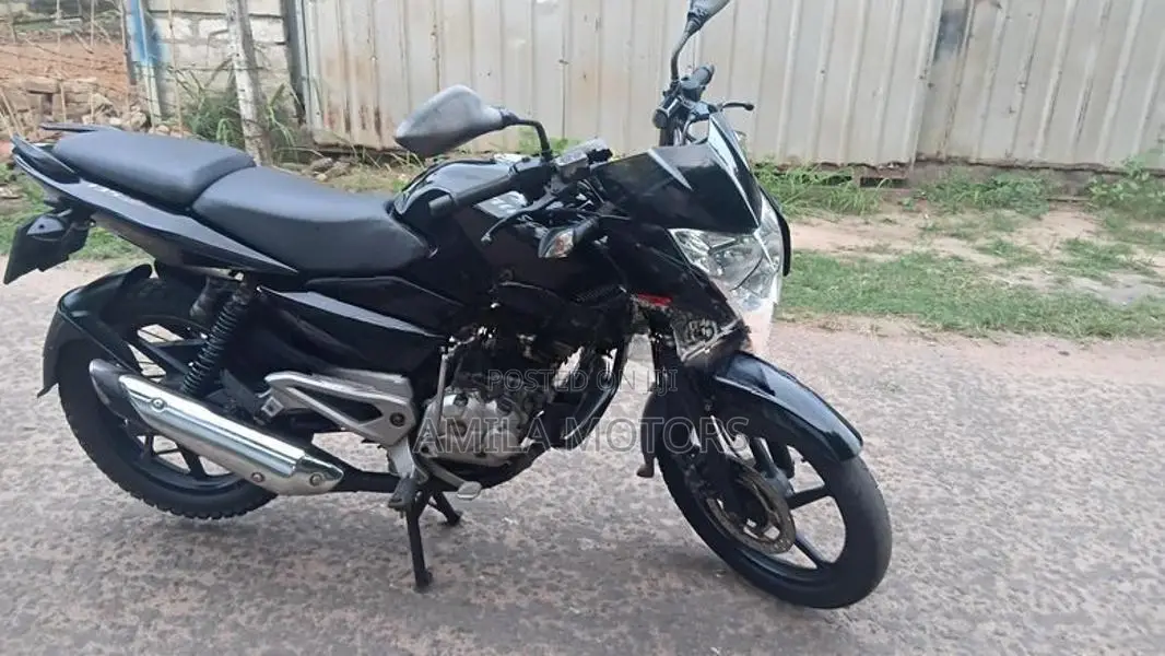 Bajaj Pulsar 135 2015