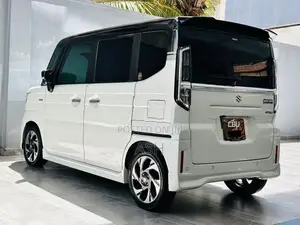 Suzuki Spacia XS Custom Turbo 2023