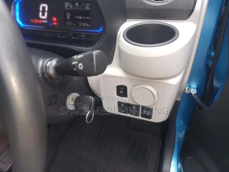 Toyota Pixis Epoch X LED 2024