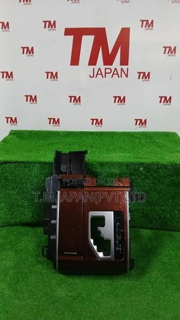 Toyota Alphard AGH35 Gear Shift Gate panel