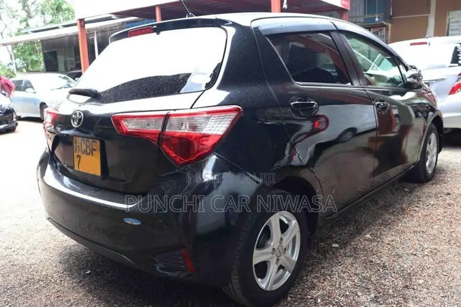 Toyota Vitz 2017