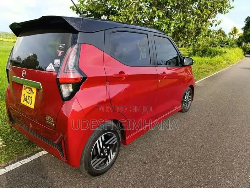 Nissan Dayz Highway Star 2024