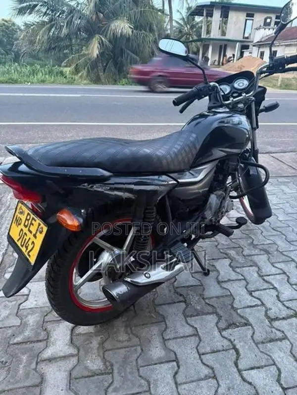 Bajaj Platina 100 2021