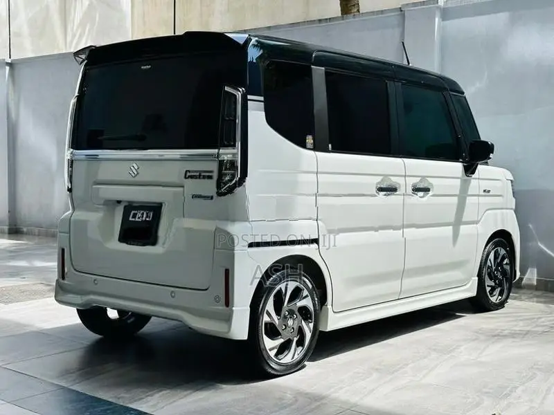 Suzuki Spacia XS Custom Turbo 2023