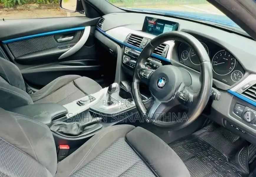BMW 318i M Sport Estoril Blue 2018