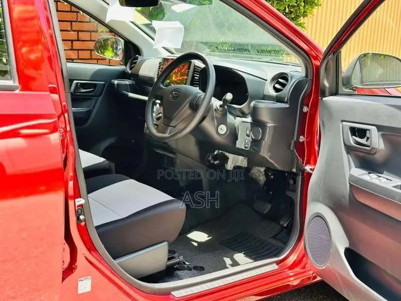Daihatsu Mira L Safety 2025