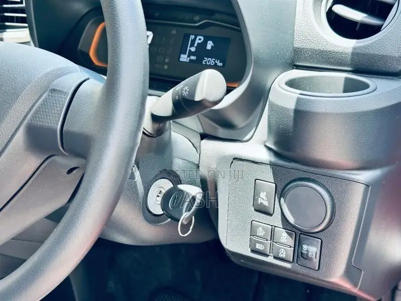Daihatsu Mira L Safety 2025