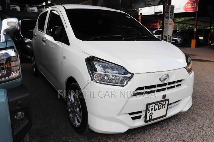 Daihatsu Mira 2017