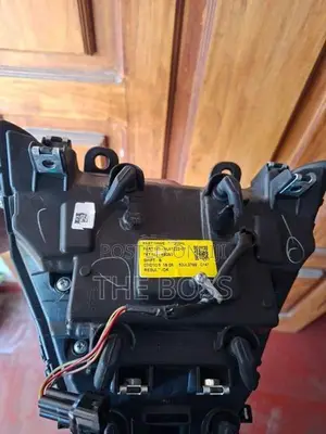 NS200 Headlight