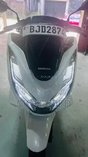 Honda PCX160 2022