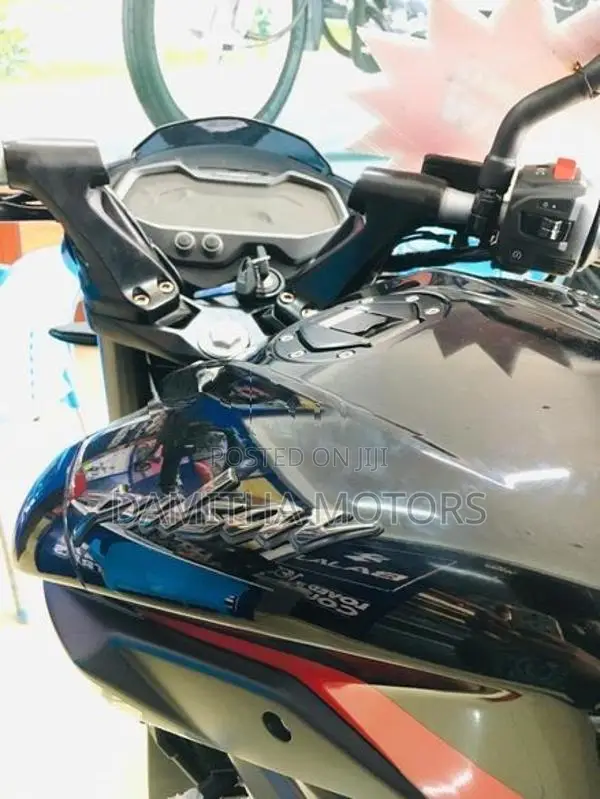 Bajaj Pulsar NS200 2026
