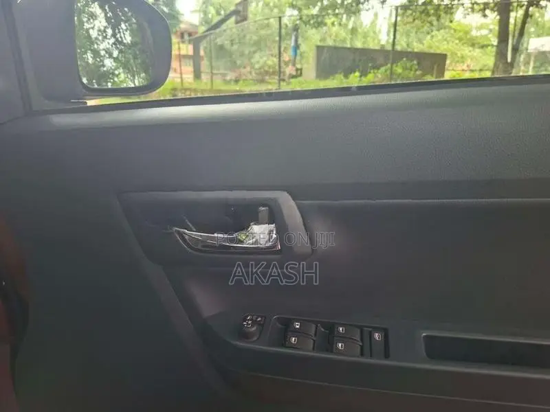 Daihatsu Mira 2025