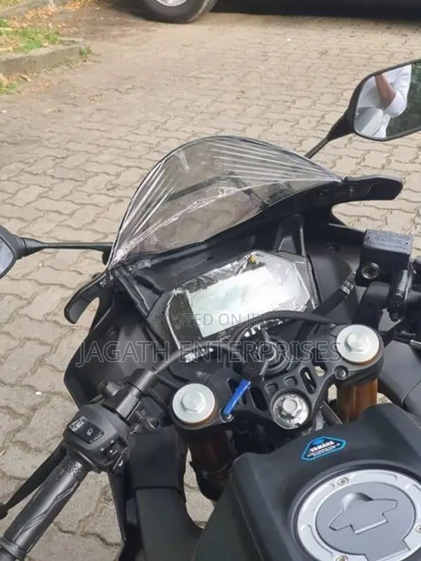 Yamaha R15 V4 2026
