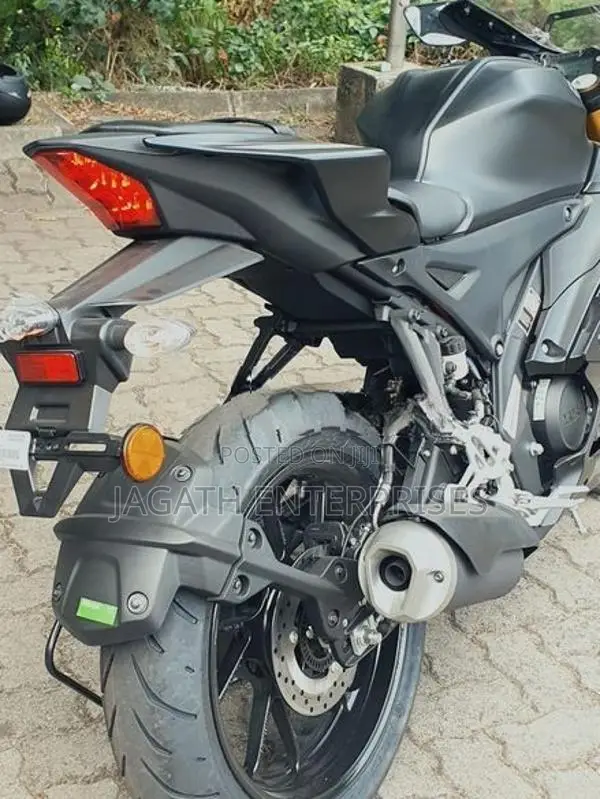 Yamaha R15 V4 2026