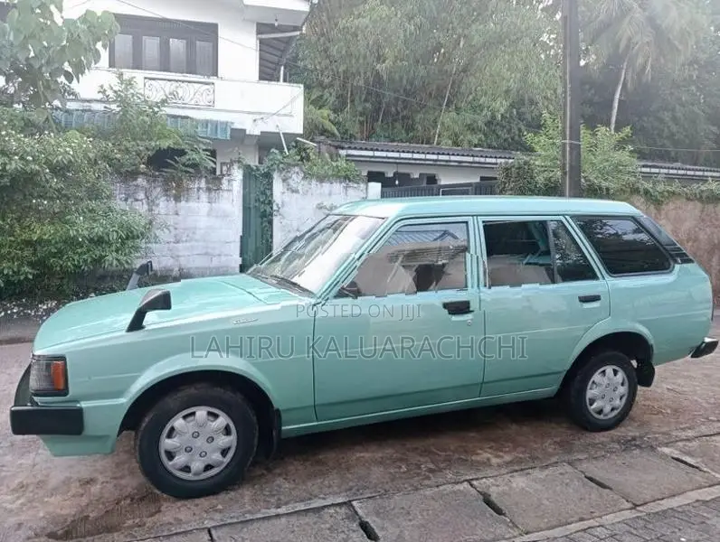 Toyota Corolla DX 1985