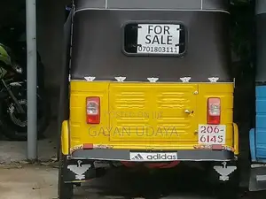 Bajaj RE 1999