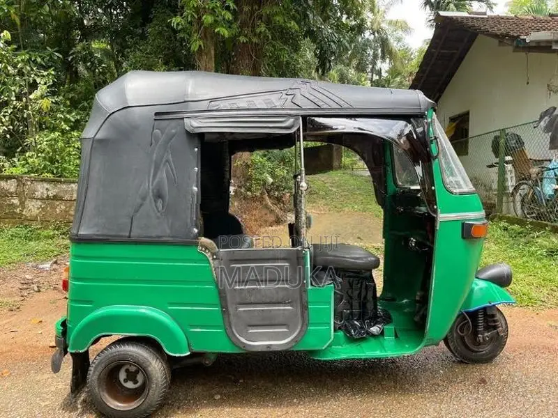 Bajaj RE 2 Stroke 2004