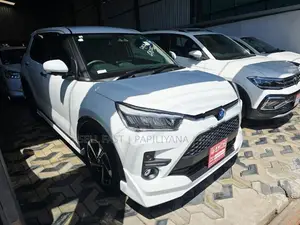Toyota Raize Hybrid BSM 4Way 2026