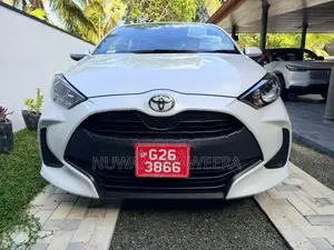 Toyota Yaris X 2023