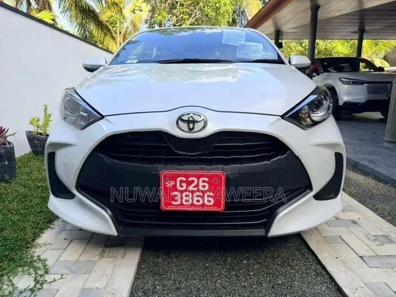 Toyota Yaris X 2023