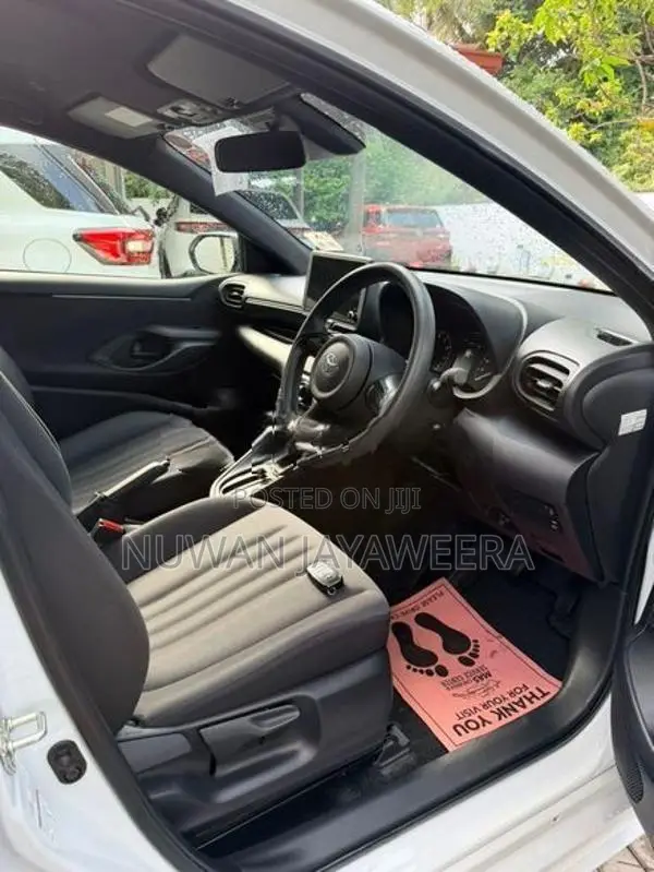 Toyota Yaris X 2023