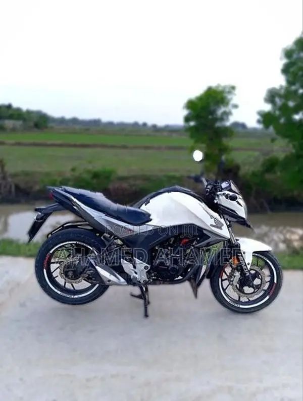 Honda CB Hornet 160R 2018