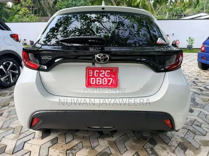 Toyota Yaris X 2023