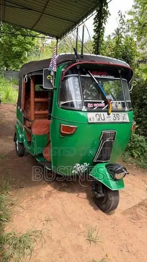 Bajaj RE 2009