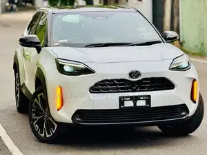 Toyota Yaris Cross Z Premium 4WAY B/New 2025