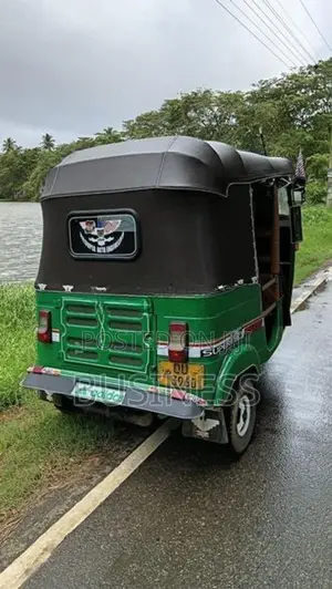 Bajaj RE 2009