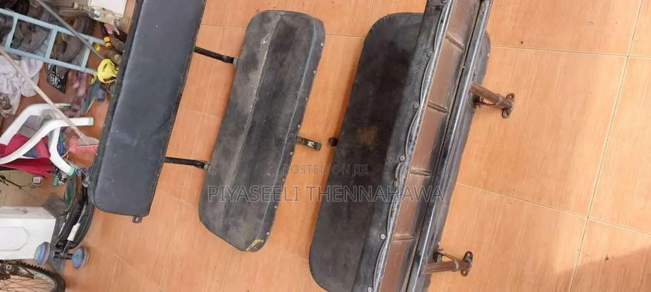Mitsubishi 4dr5 j24 jeep recondition rear seat set for Other