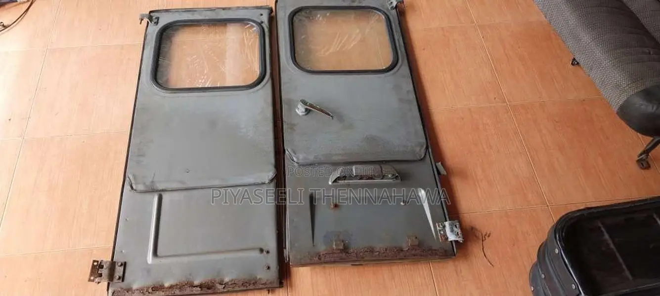 Mitsubishi 4dr5 j24 jeep recondition rear door set for Other