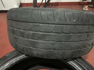 Prius 215/45/17 Tires for Car