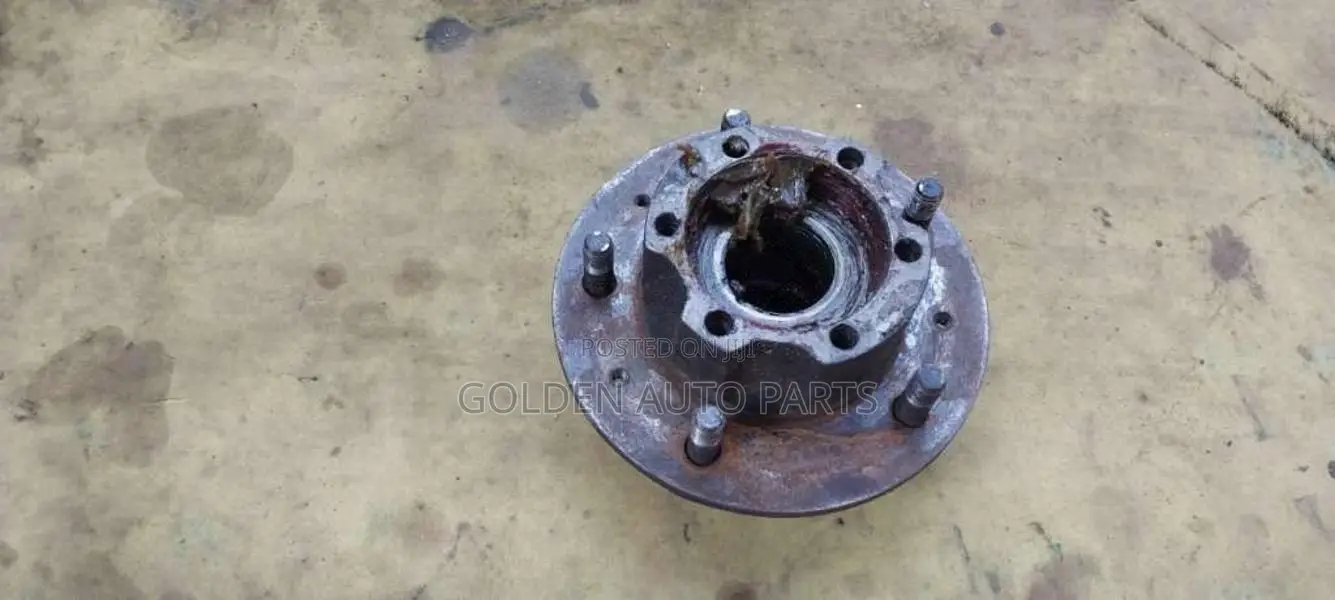 Mitsubishi 4dr5 Jeep Recondition front hub for Other