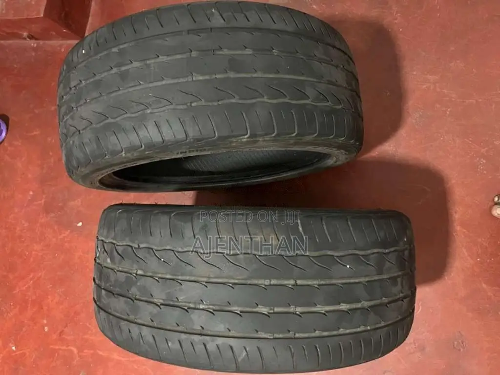 Prius 215/45/17 Tires for Car