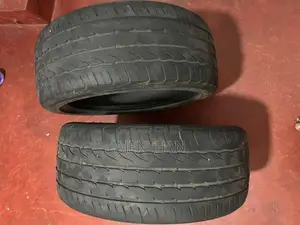 Prius 215/45/17 Tires for Car