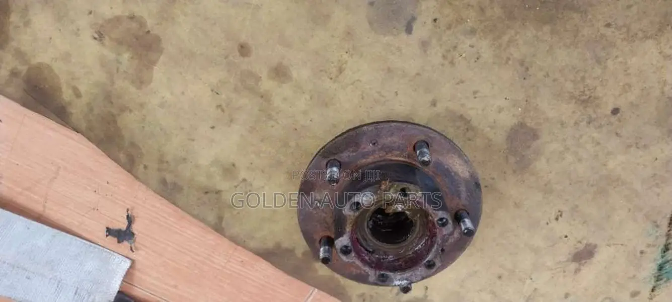 Mitsubishi 4dr5 Jeep Recondition front hub for Other