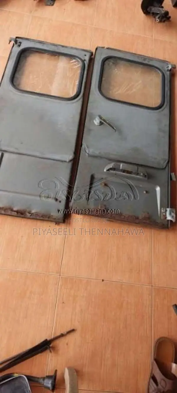 Mitsubishi 4dr5 j24 jeep recondition rear door set for Other